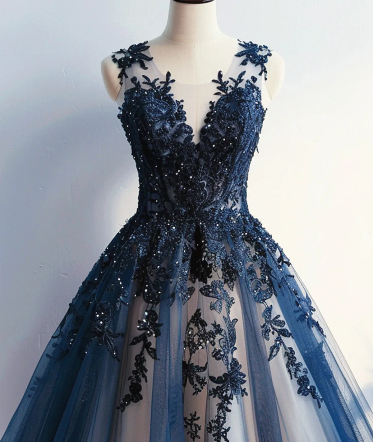 A-line Navy Blue V-neckline Tulle and Lace Homecoming Dress, Blue Short Prom Dress