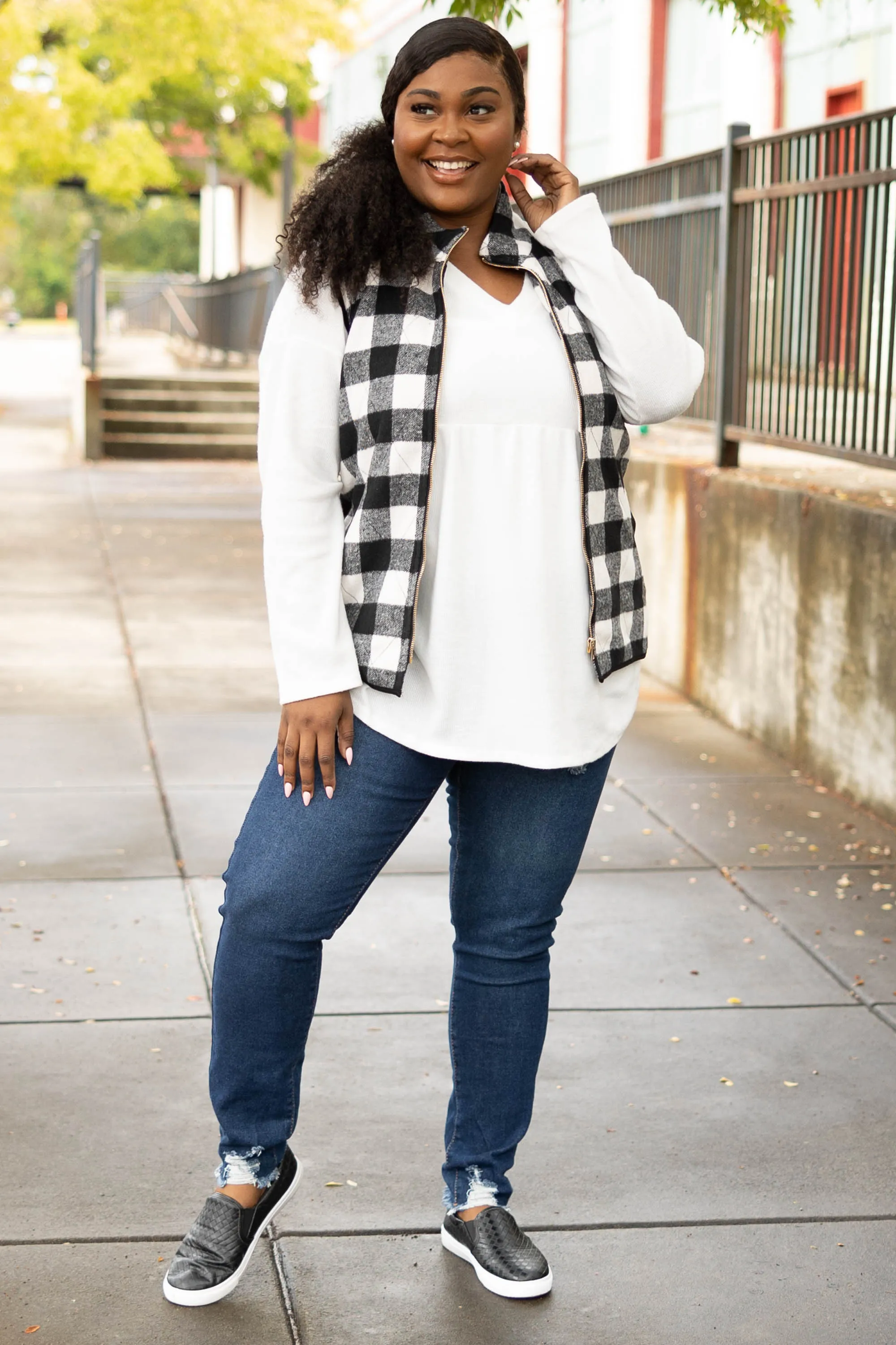 Cold For The Winter Vest, Ivory-Black