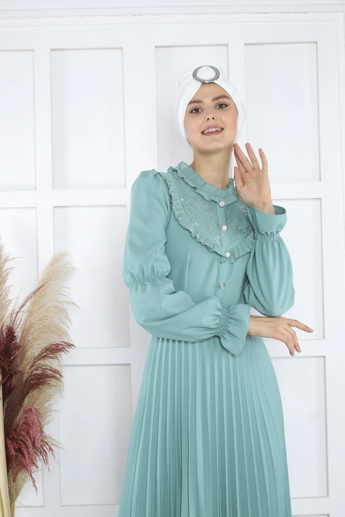 EG Frill Pleated Dress
