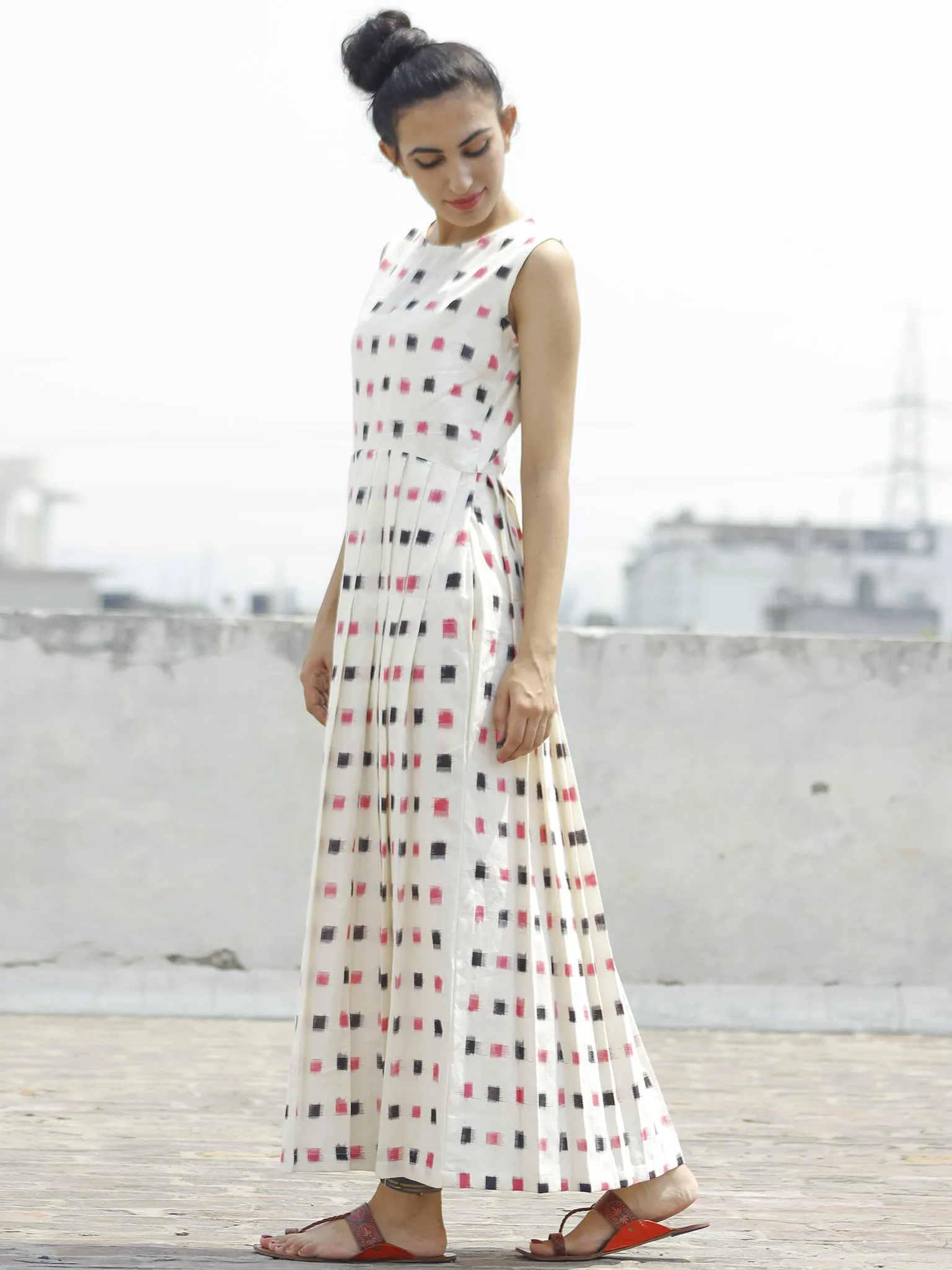 Ivory Pink Black Long Sleeveless Handwoven Double Ikat Dress With Knife Pleats & Side Pockets - D32F797